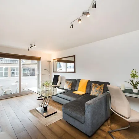 Views For Days - Fitzrovia - By Frankie Says Apartment London Exterior photo